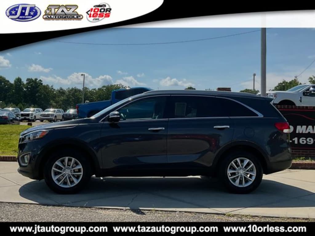 Used 2017 Kia Sorento 2.4L LX SUV