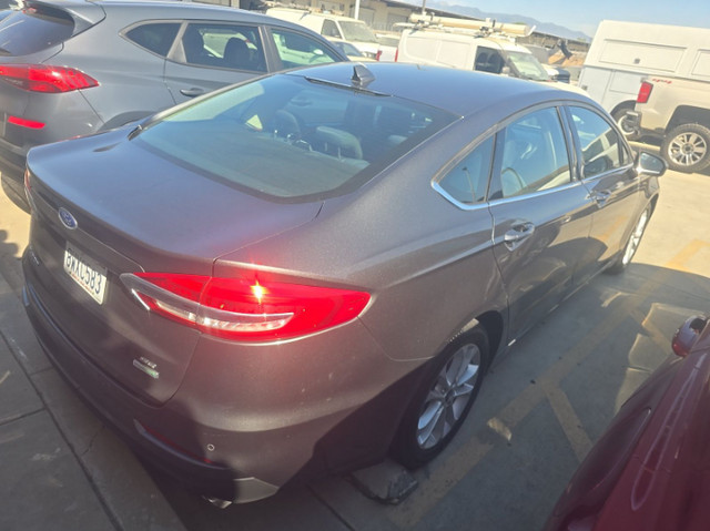 Used 2020 Ford Fusion SE Sedan