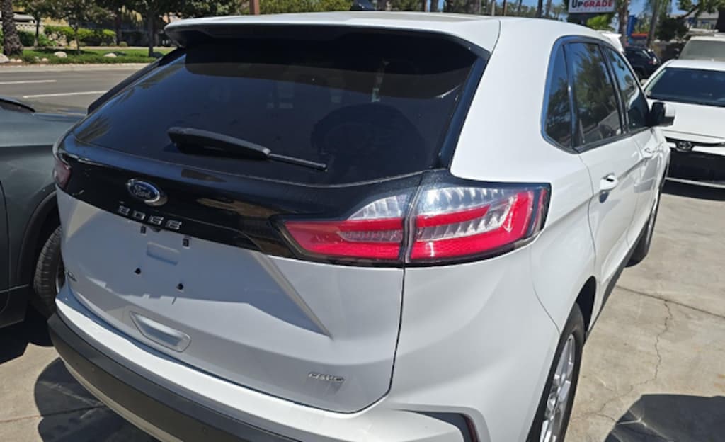Used 2024 Ford Edge SEL SUV