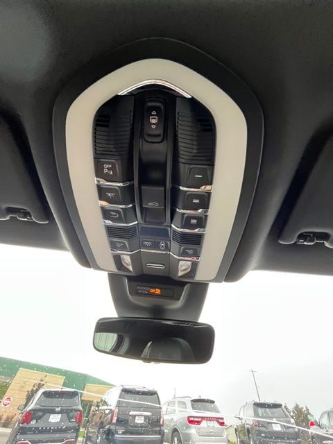 2023 Porsche Macan Base - Photo 45