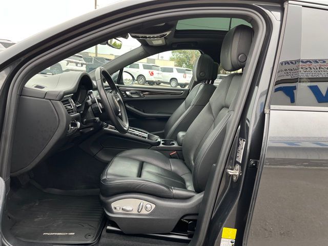 2023 Porsche Macan Base - Photo 25