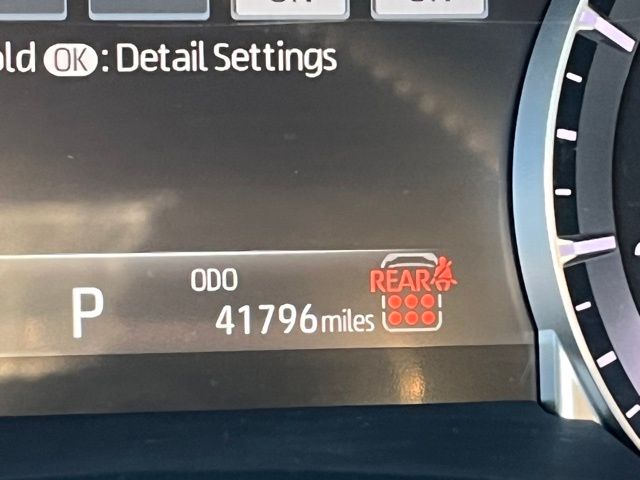 2024 Toyota Highlander LE - Photo 36