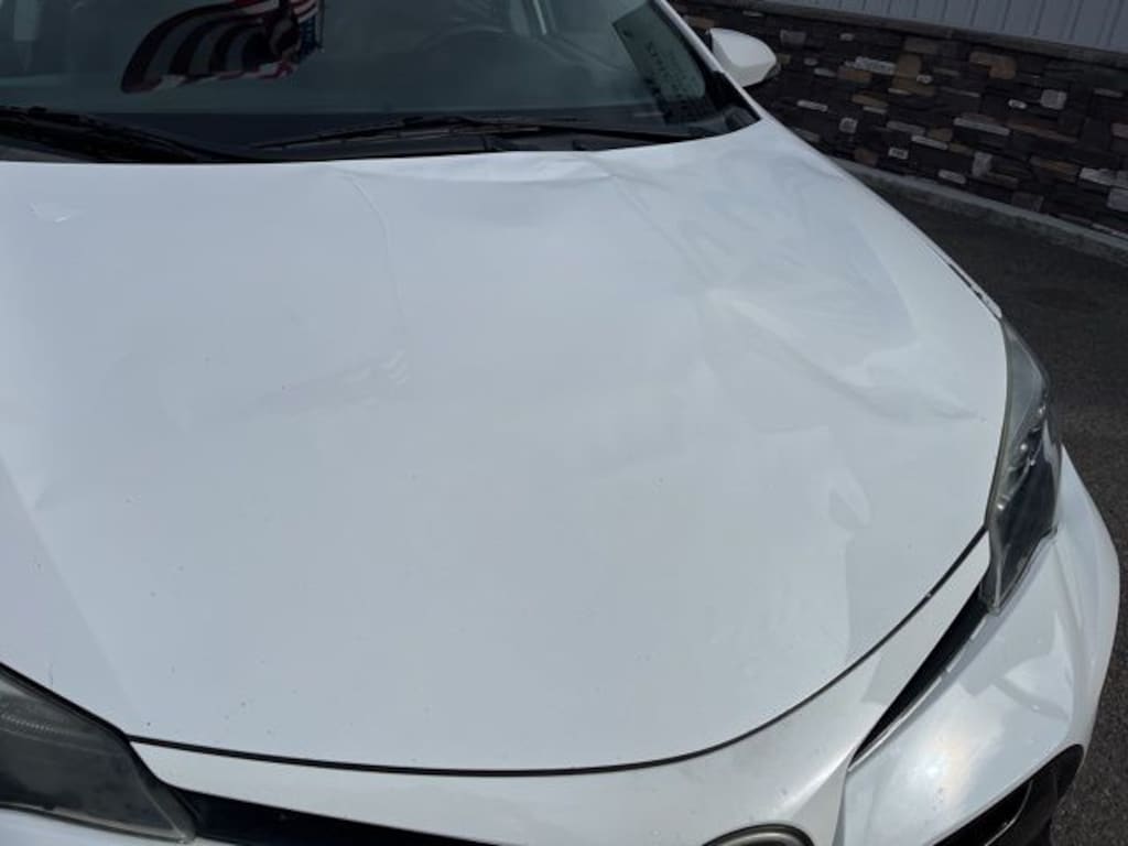 Used 2018 Toyota Corolla SE Sedan