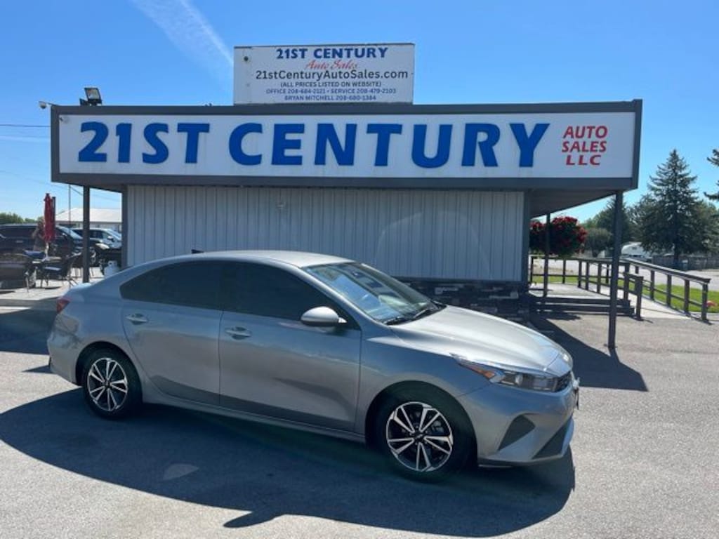 Used 2023 Kia Forte LXS Sedan