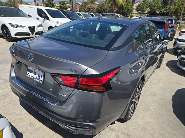 Used 2022 Nissan Altima 2.5 SR Sedan