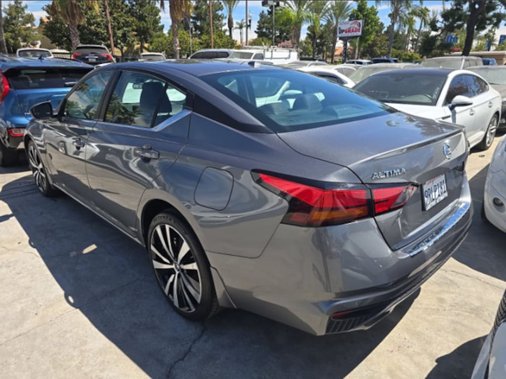 Used 2022 Nissan Altima 2.5 SR Sedan