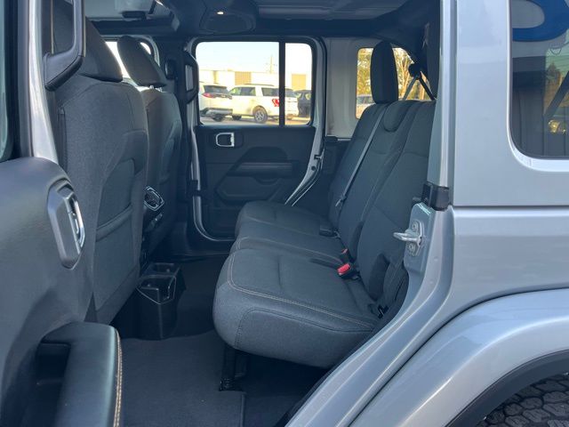 2024 Jeep Wrangler 4-Door Sahara - Photo 25