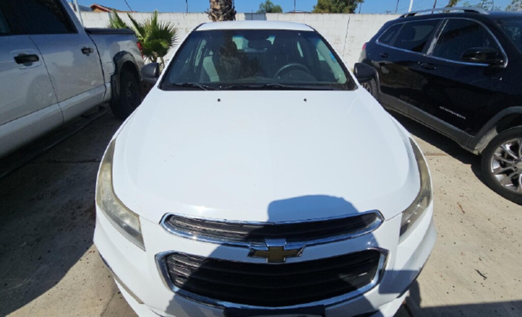 Used 2015 Chevrolet Cruze LS Auto Sedan