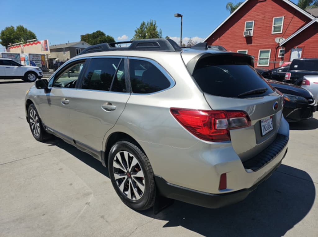 Used 2016 Subaru Outback 2.5i Limited SUV