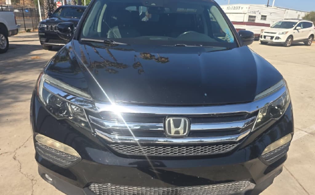 Used 2017 Honda Pilot Elite SUV