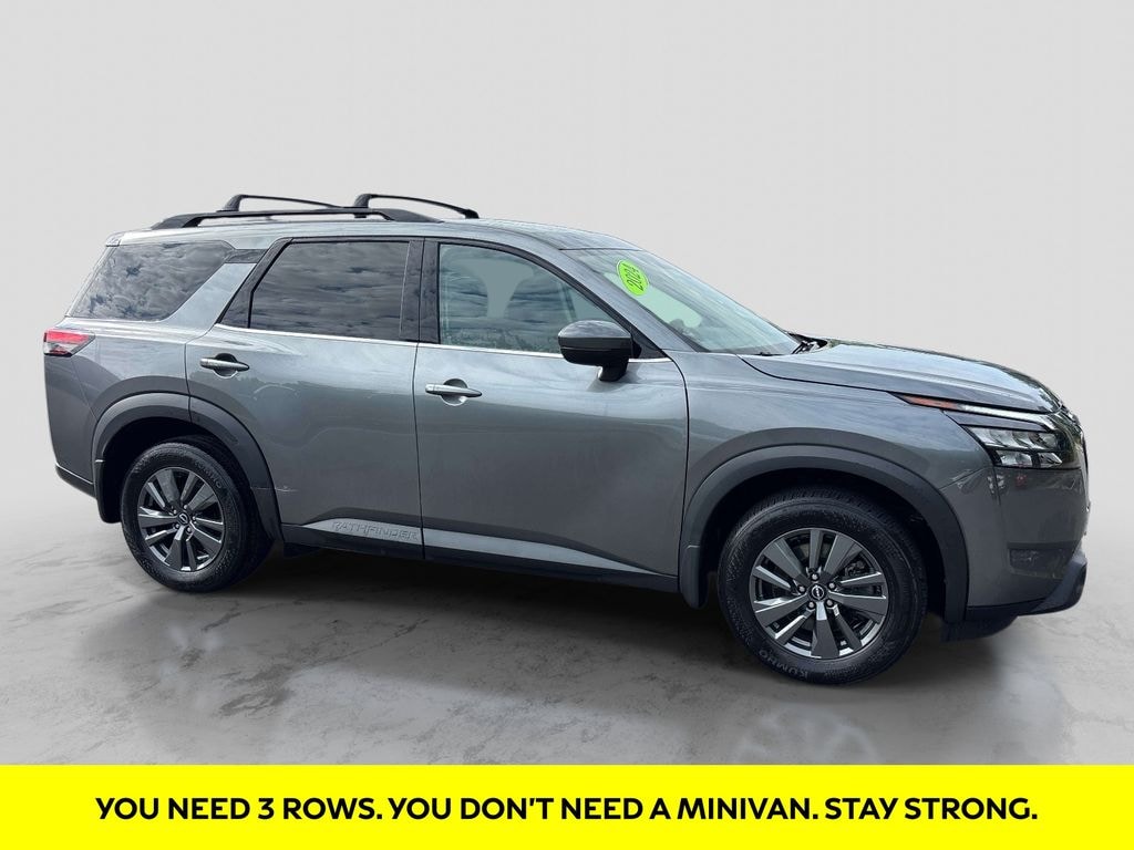 Used 2024 Nissan Pathfinder SV SUV