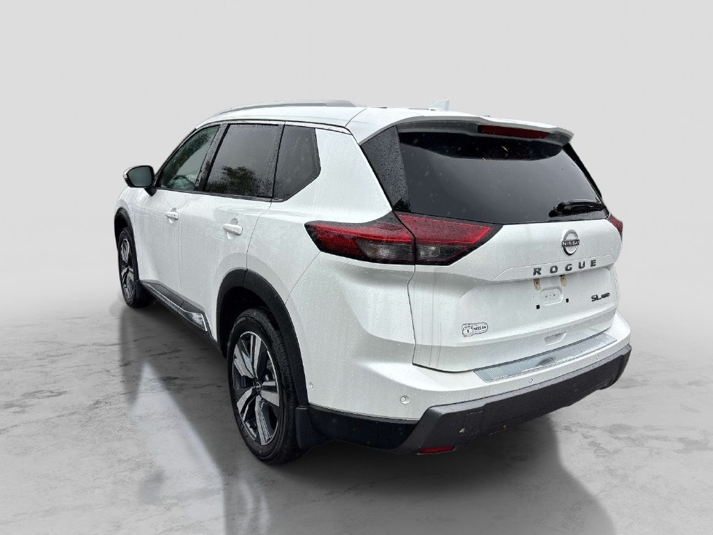 Used 2024 Nissan Rogue SL SUV