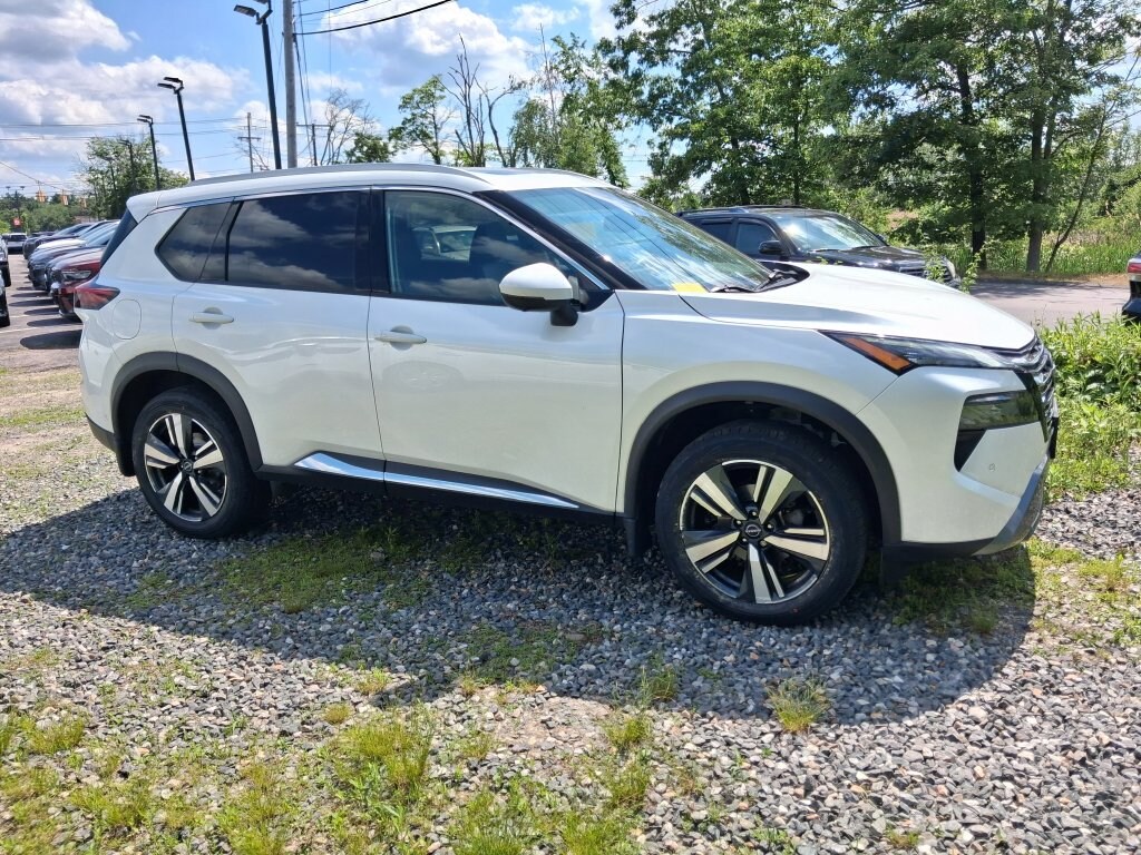 Used 2024 Nissan Rogue SL SUV