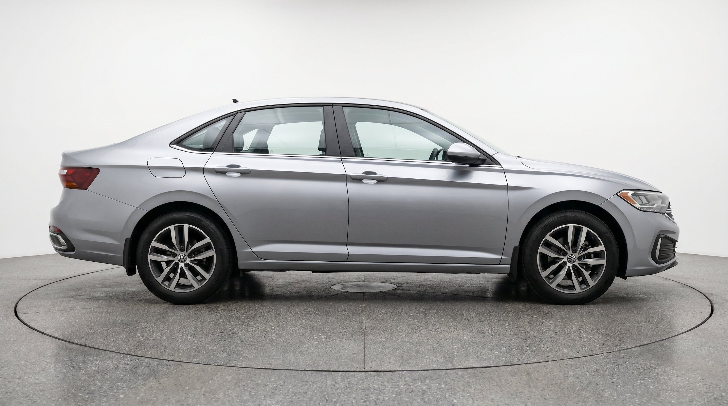 Thumbnail: 2025 Volkswagen Jetta - 10