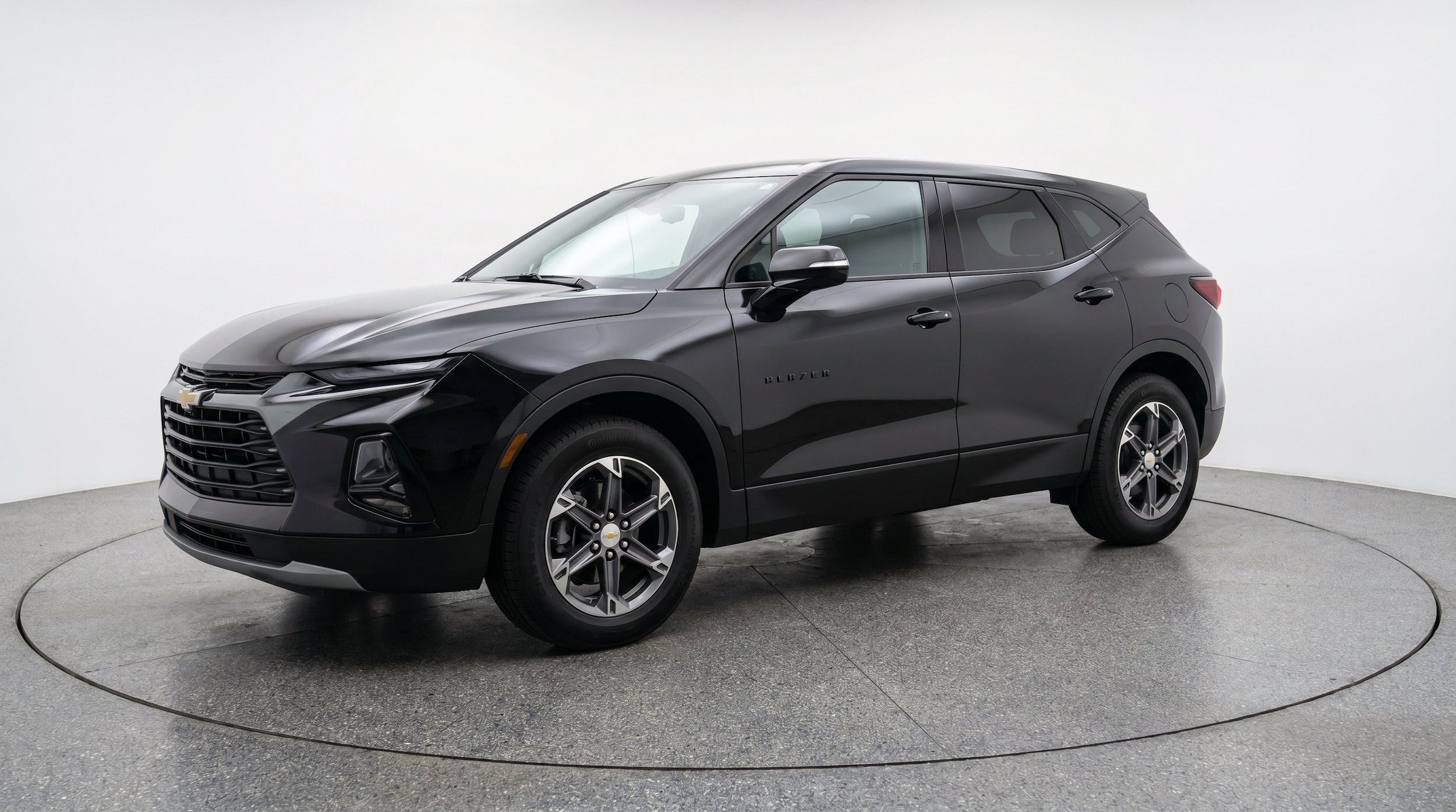 Thumbnail: 2025 Chevrolet Blazer - 3