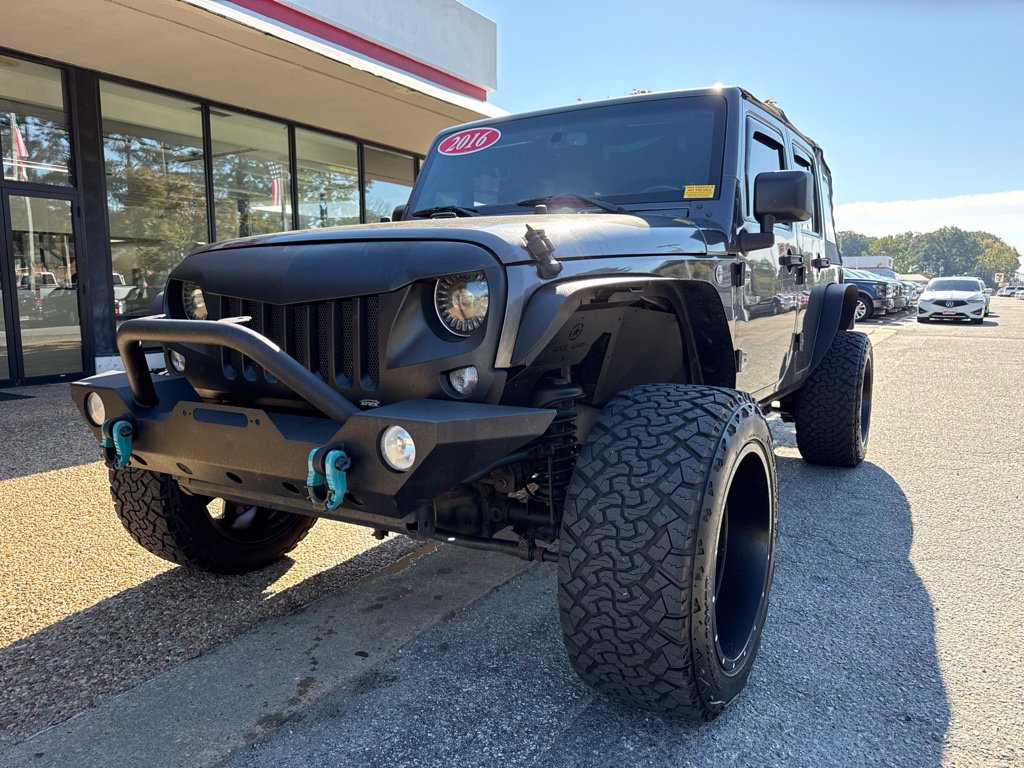 Used 2016 Jeep Wrangler Unlimited Sahara SUV