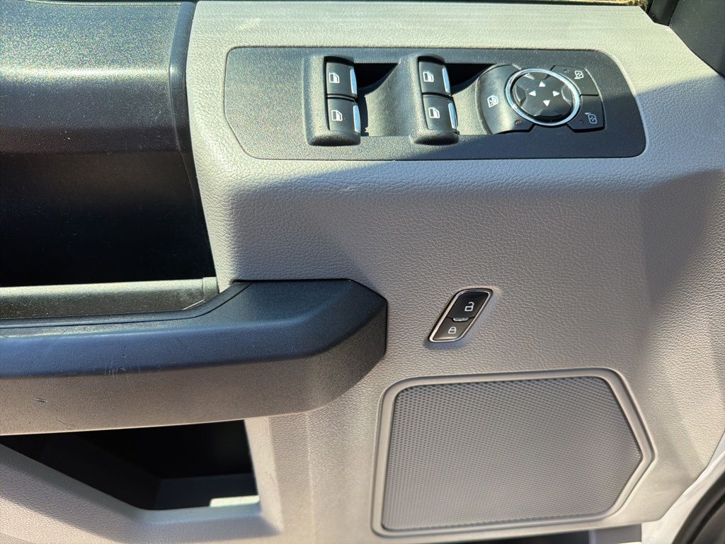 2016 Ford F-150 XL - Photo 12