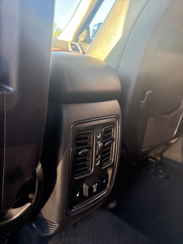 2012 Jeep Grand Cherokee Limited - Photo 22
