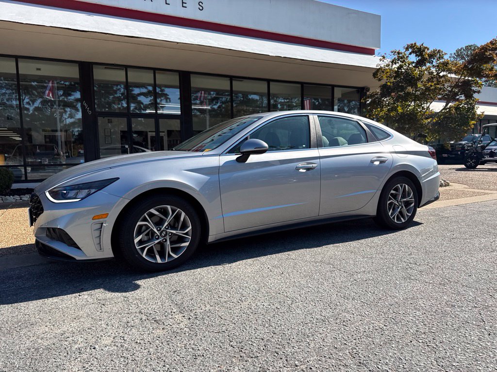 Used 2021 Hyundai Sonata SEL Sedan