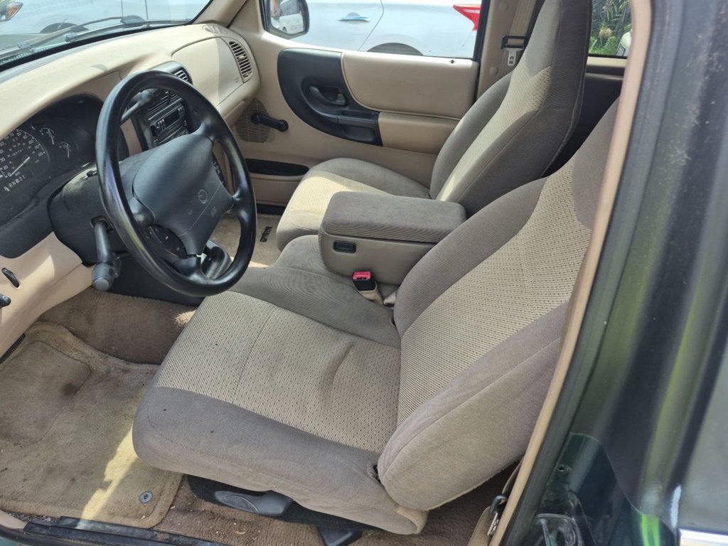 Used 2000 Mazda B3000 Truck