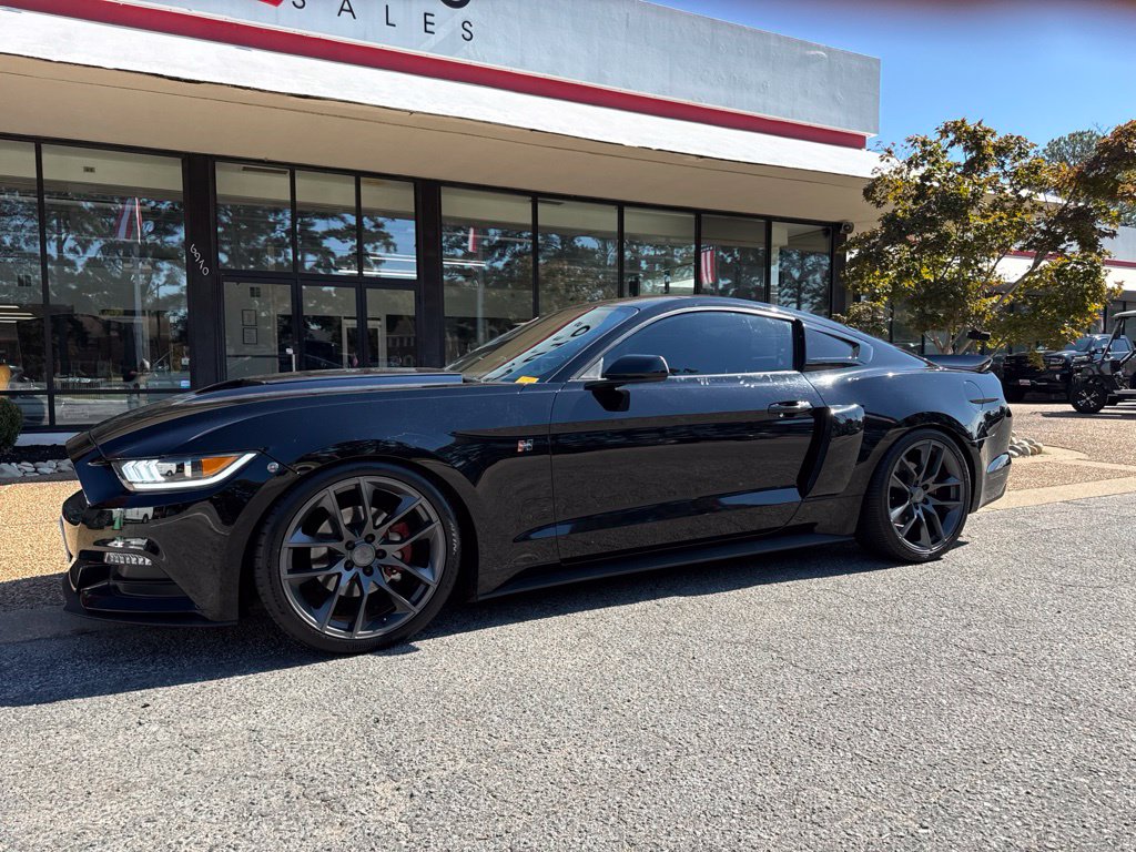 Used 2017 Ford Mustang V6 Coupe