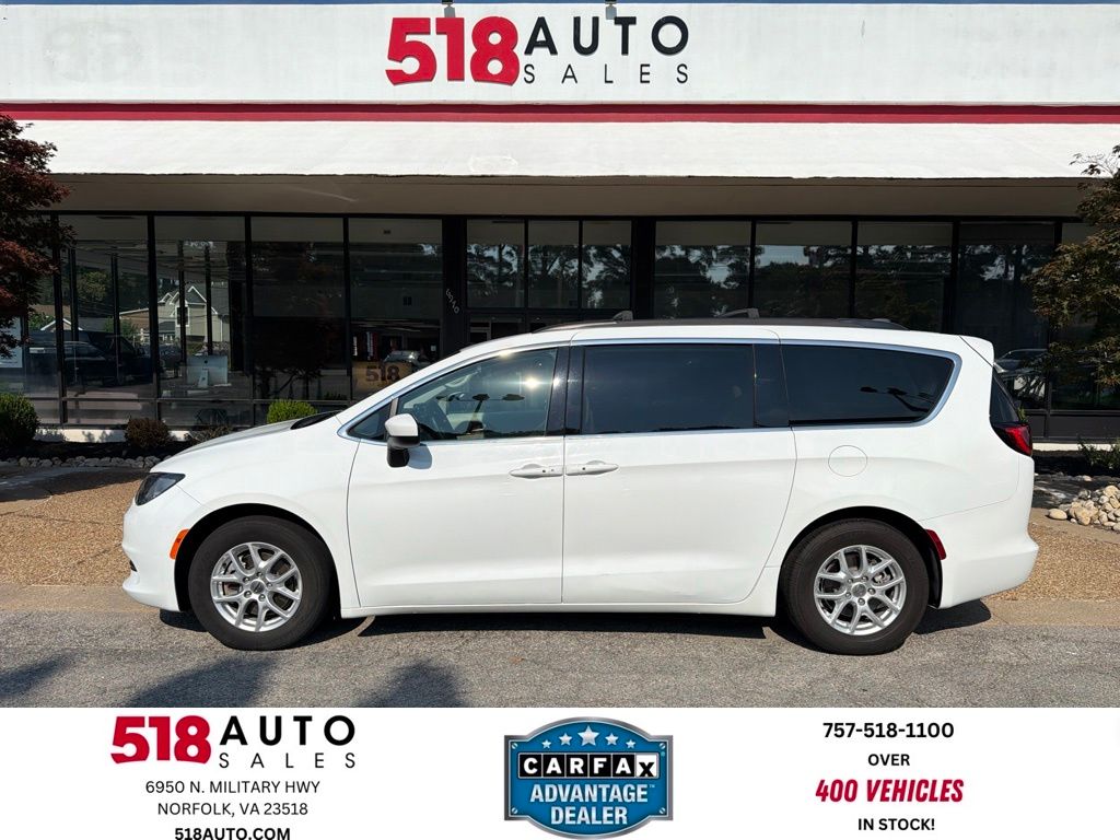 2021 Chrysler Voyager
