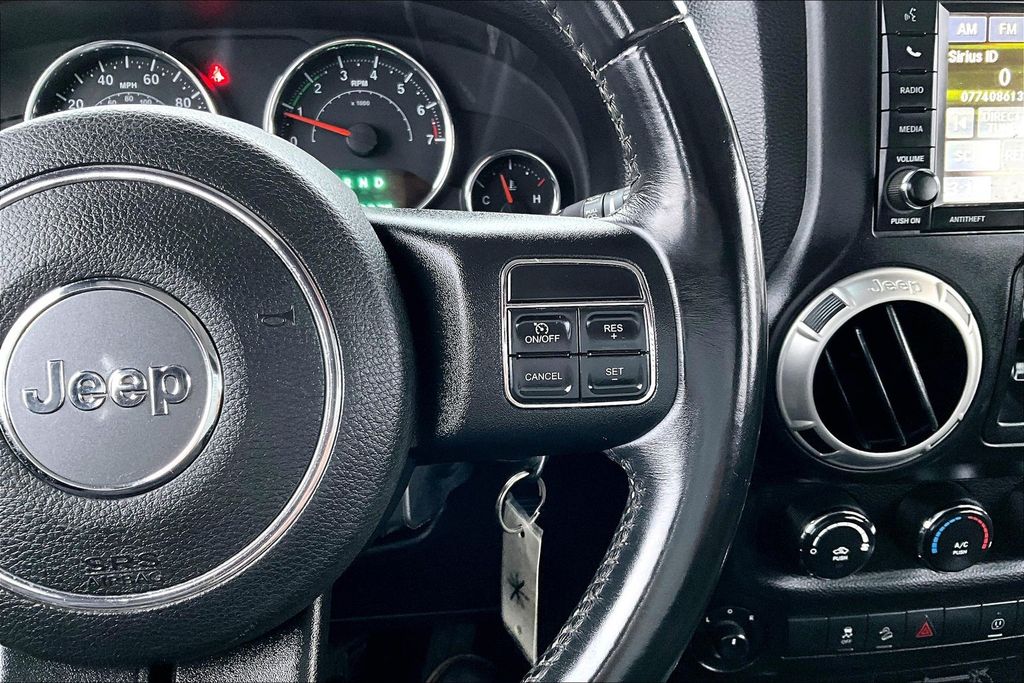 2017 Jeep Wrangler Unlimited Sahara - Photo 11