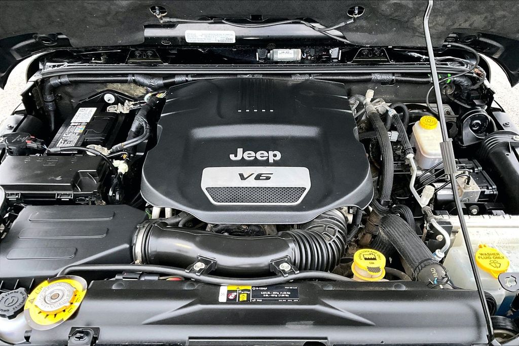 2017 Jeep Wrangler Unlimited Sahara - Photo 26