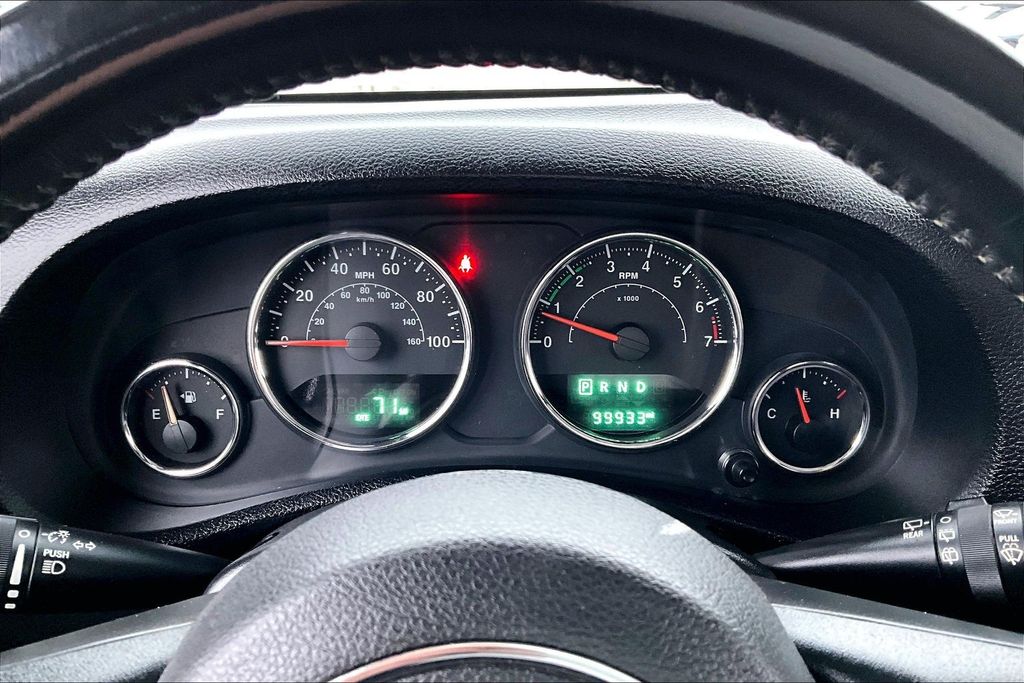2017 Jeep Wrangler Unlimited Sahara - Photo 12