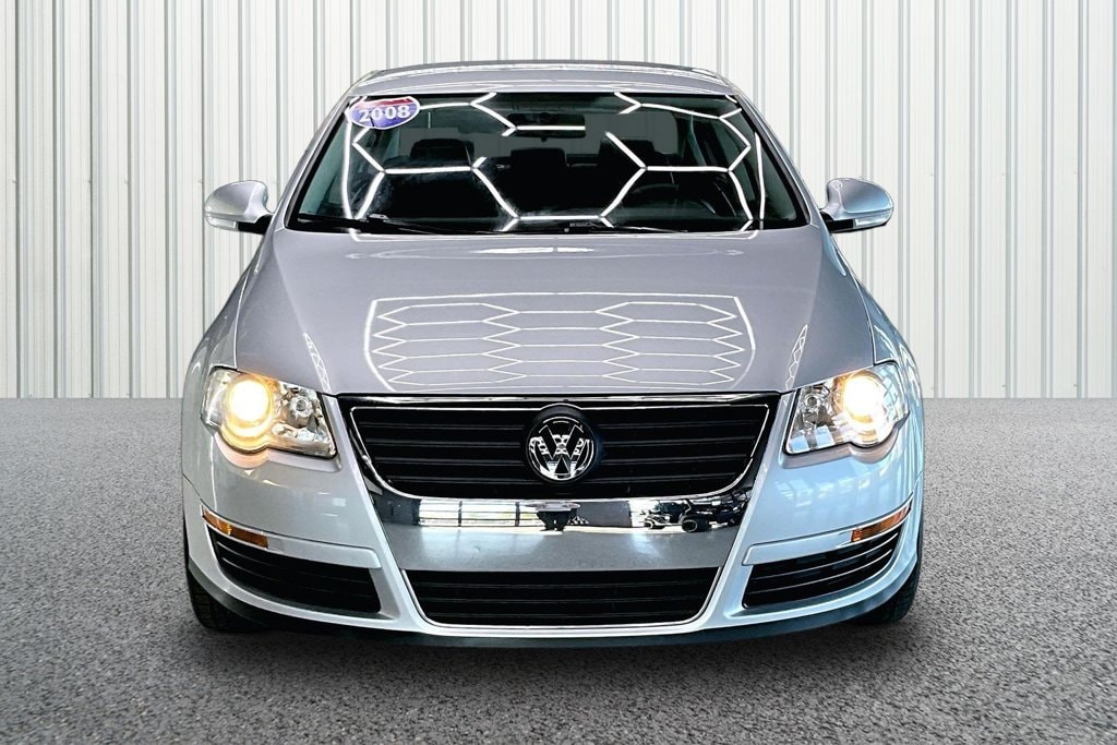 Used 2008 Volkswagen Passat Sedan