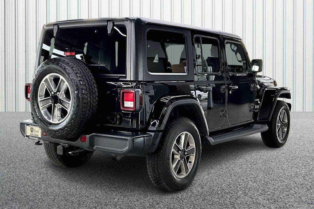 2020 Jeep Wrangler Unlimited Sahara - Photo 6