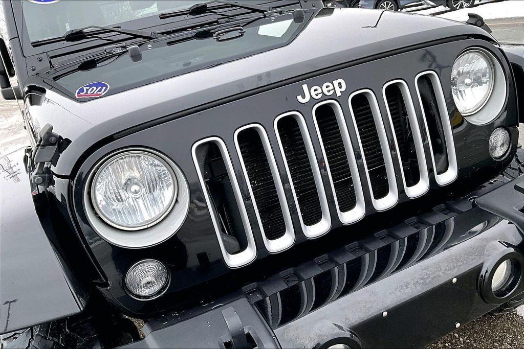 2017 Jeep Wrangler Unlimited Sahara - Photo 29