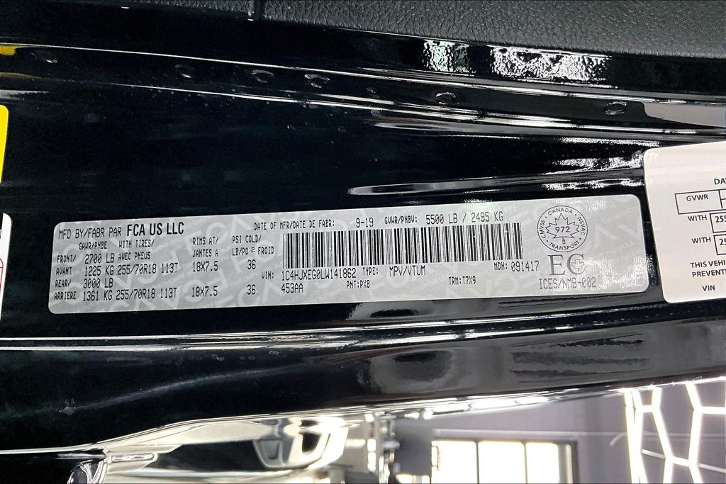 2020 Jeep Wrangler Unlimited Sahara - Photo 19