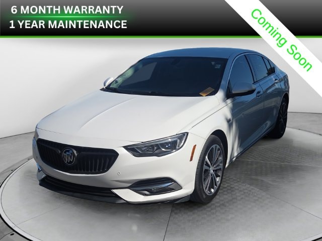 2019 Buick Regal Sportback Essence