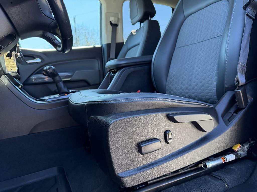 2021 Chevrolet Colorado Z71 - Photo 19