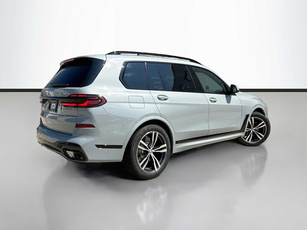 New 2027 BMW X7 xDrive40i SUV