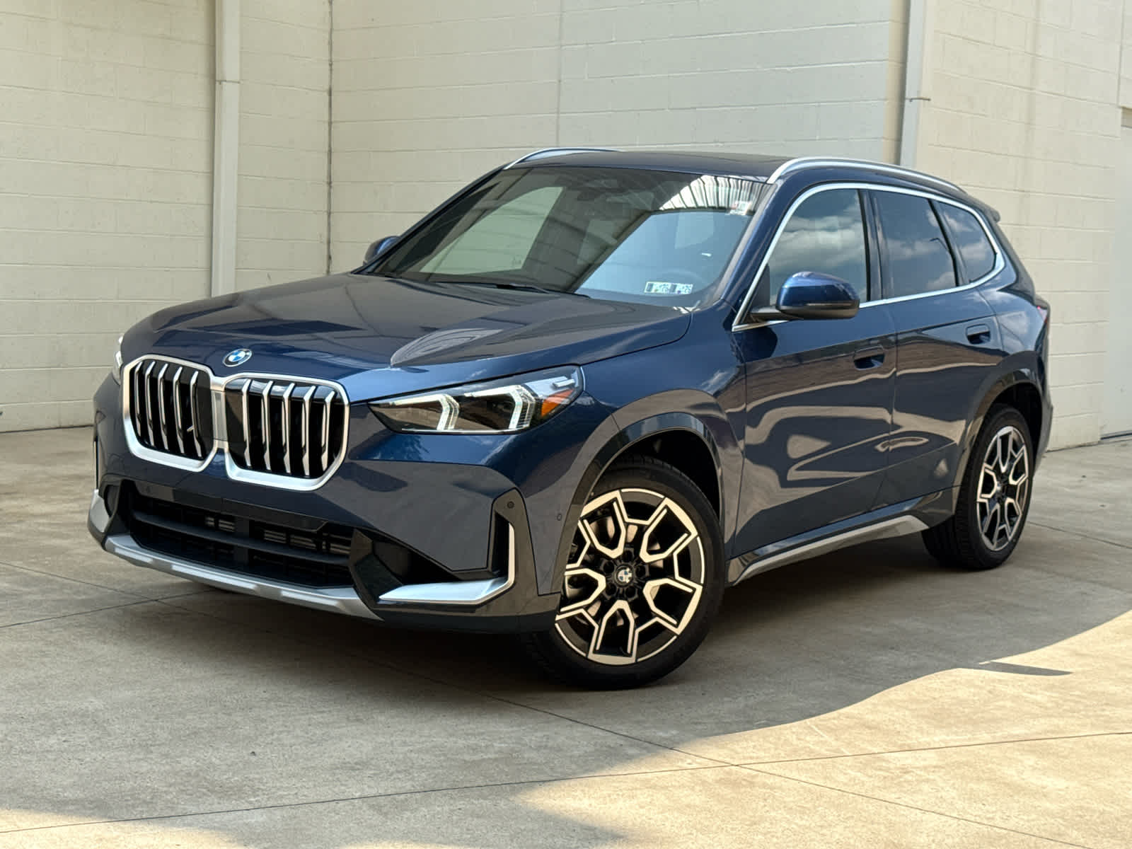 2025 BMW X1