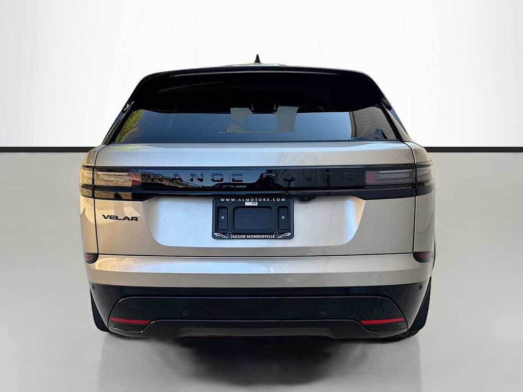 Used 2026 Land Rover Range Rover Velar P250 Dynamic SE SUV