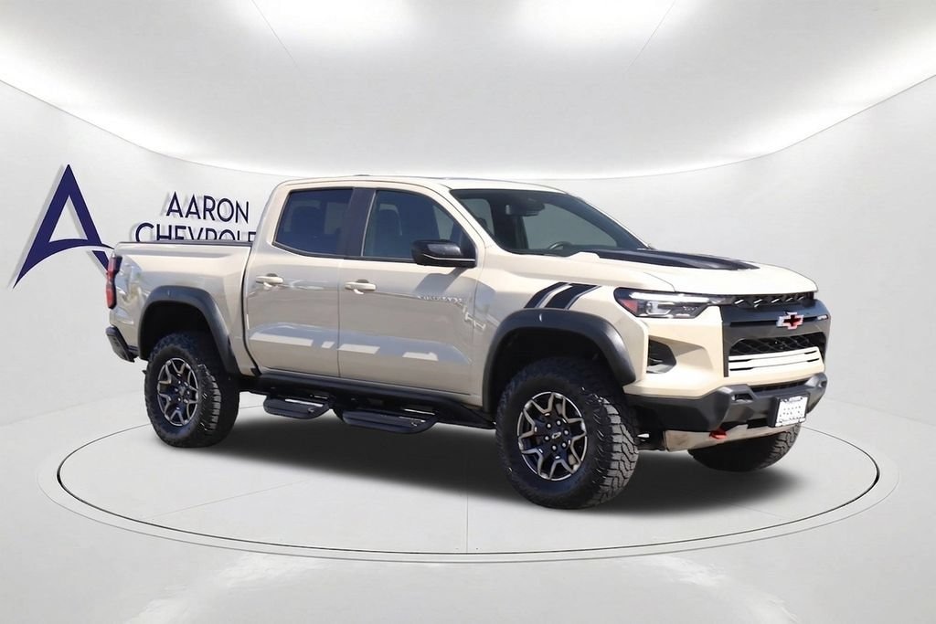 Used 2024 Chevrolet Colorado ZR2 Truck Crew Cab