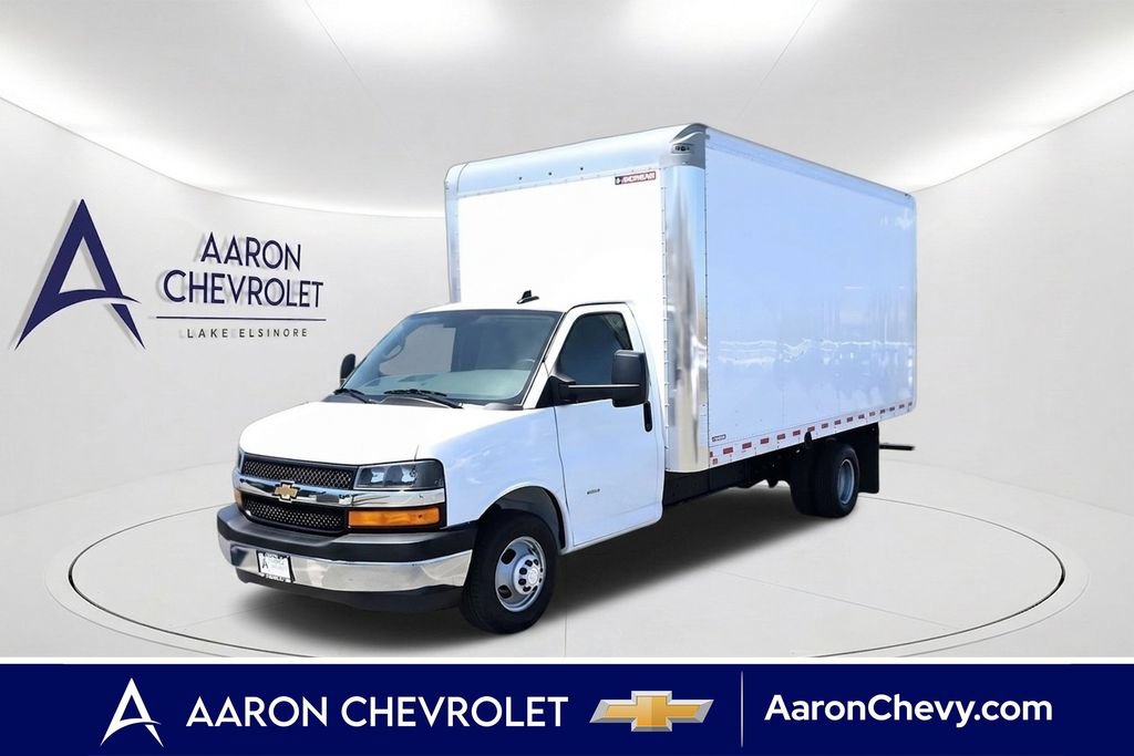 2026 Chevrolet Express Cutaway