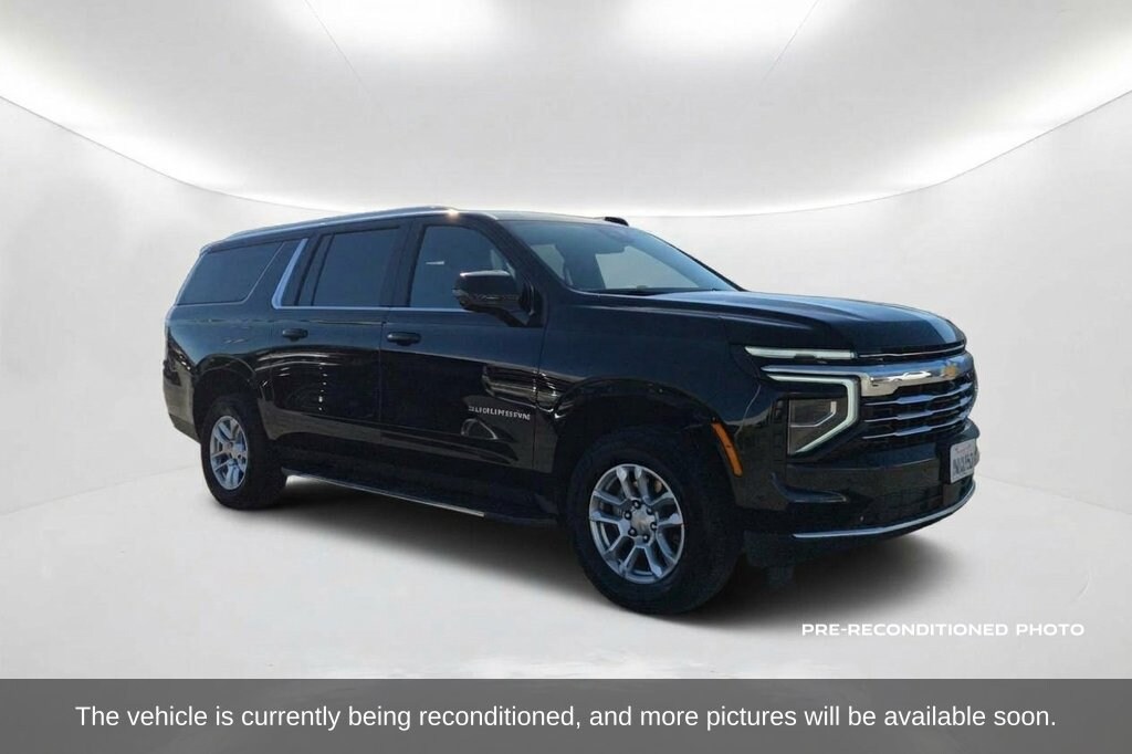 Used 2026 Chevrolet Suburban LT SUV