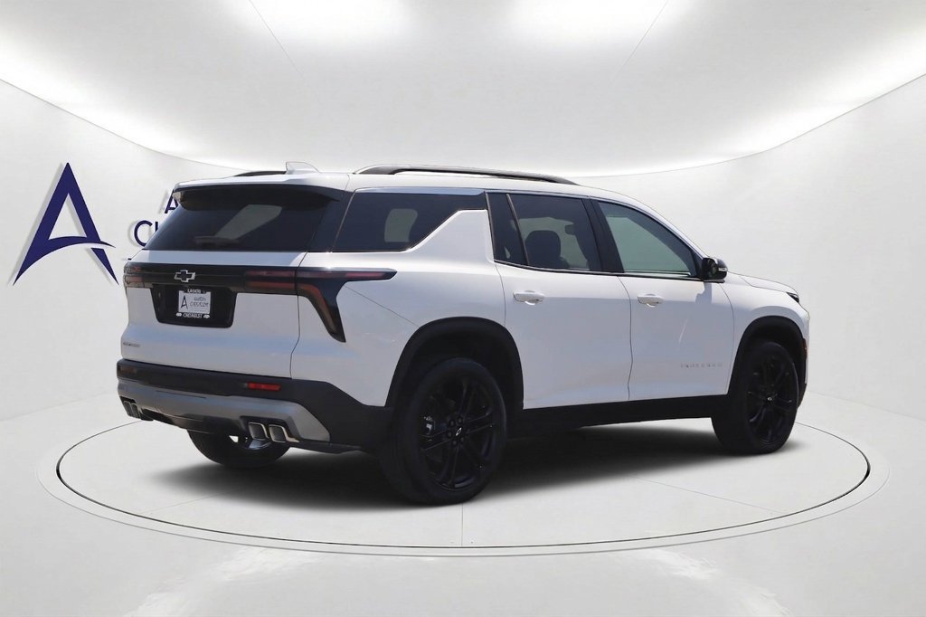New 2027 Chevrolet Traverse LT SUV