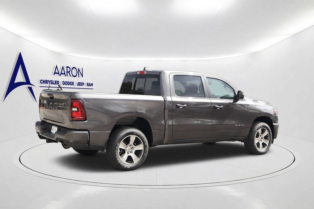 New 2026 Ram 1500 Express Pickup