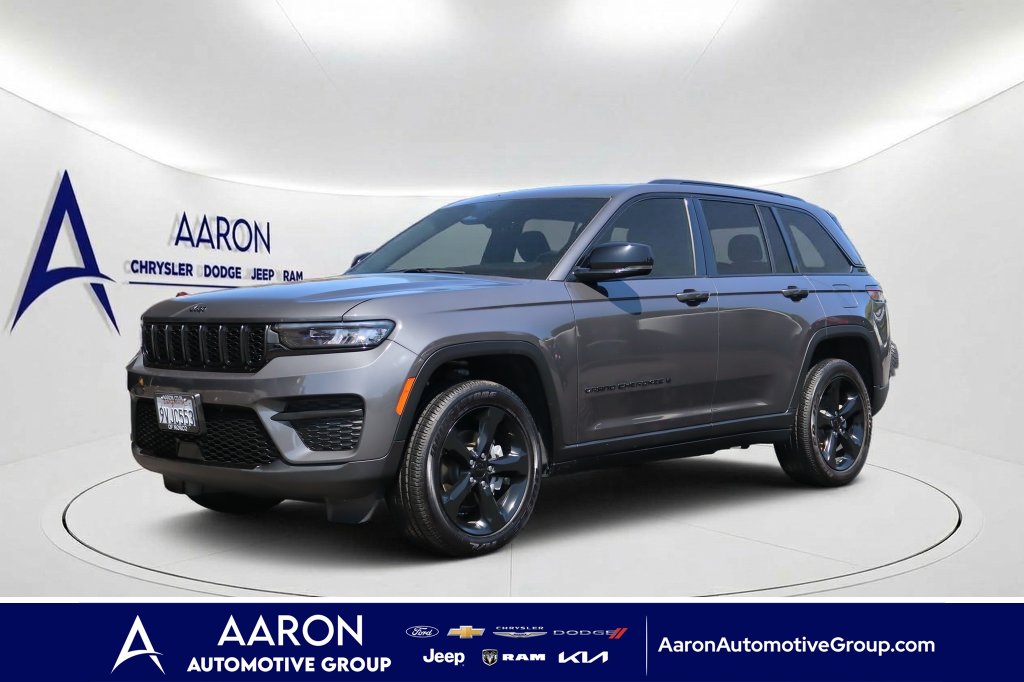 2025 Jeep Grand Cherokee Altitude