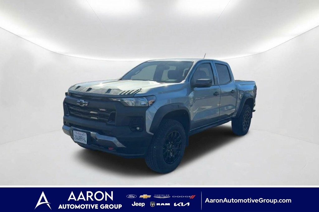 Used 2025 Chevrolet Colorado Trail Boss Truck Crew Cab