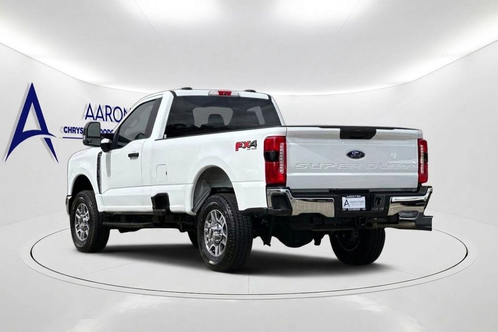 Used 2025 Ford F-350SD XLT Truck