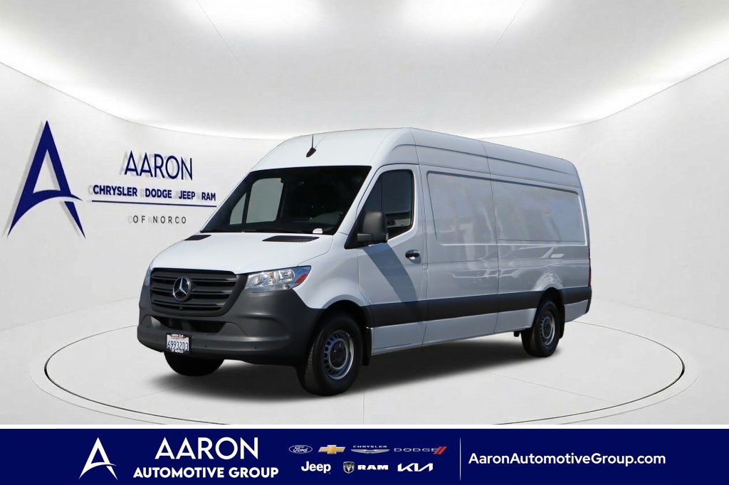 2024 Mercedes-Benz Sprinter Cargo Van Base