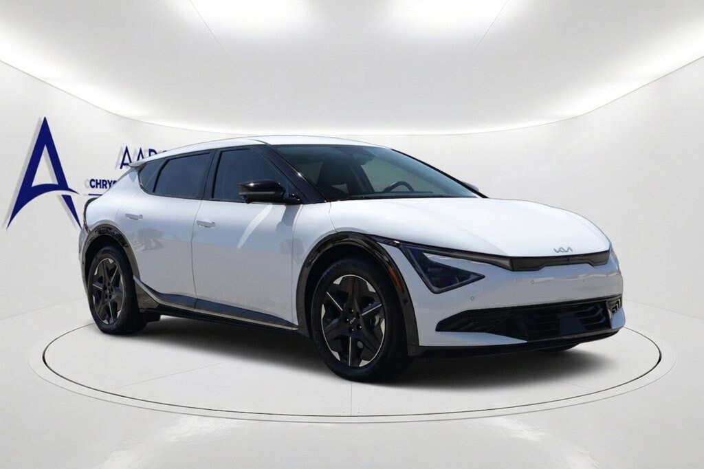 Used 2025 Kia EV6 Wind SUV