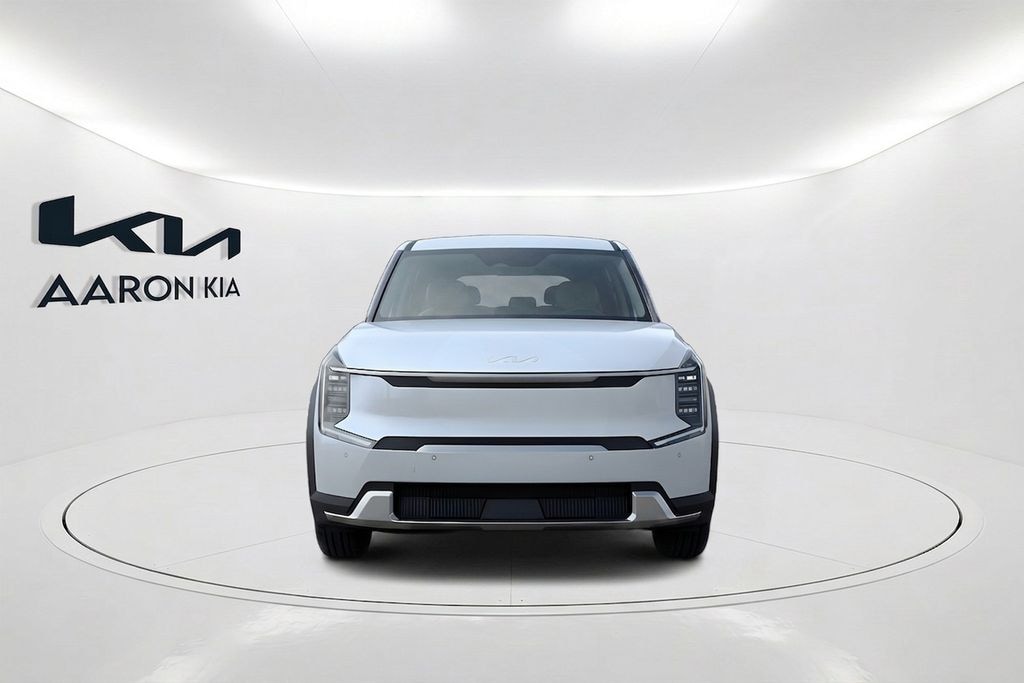New 2026 Kia EV9 Light Long Range SUV