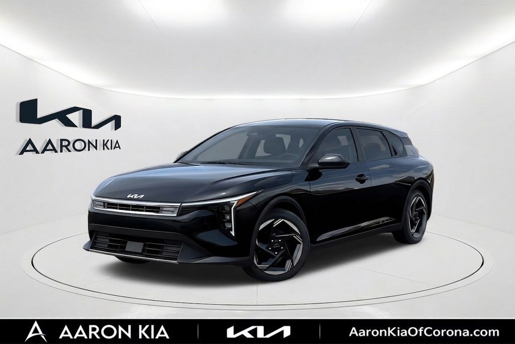 New 2026 Kia K4 EX Hatchback